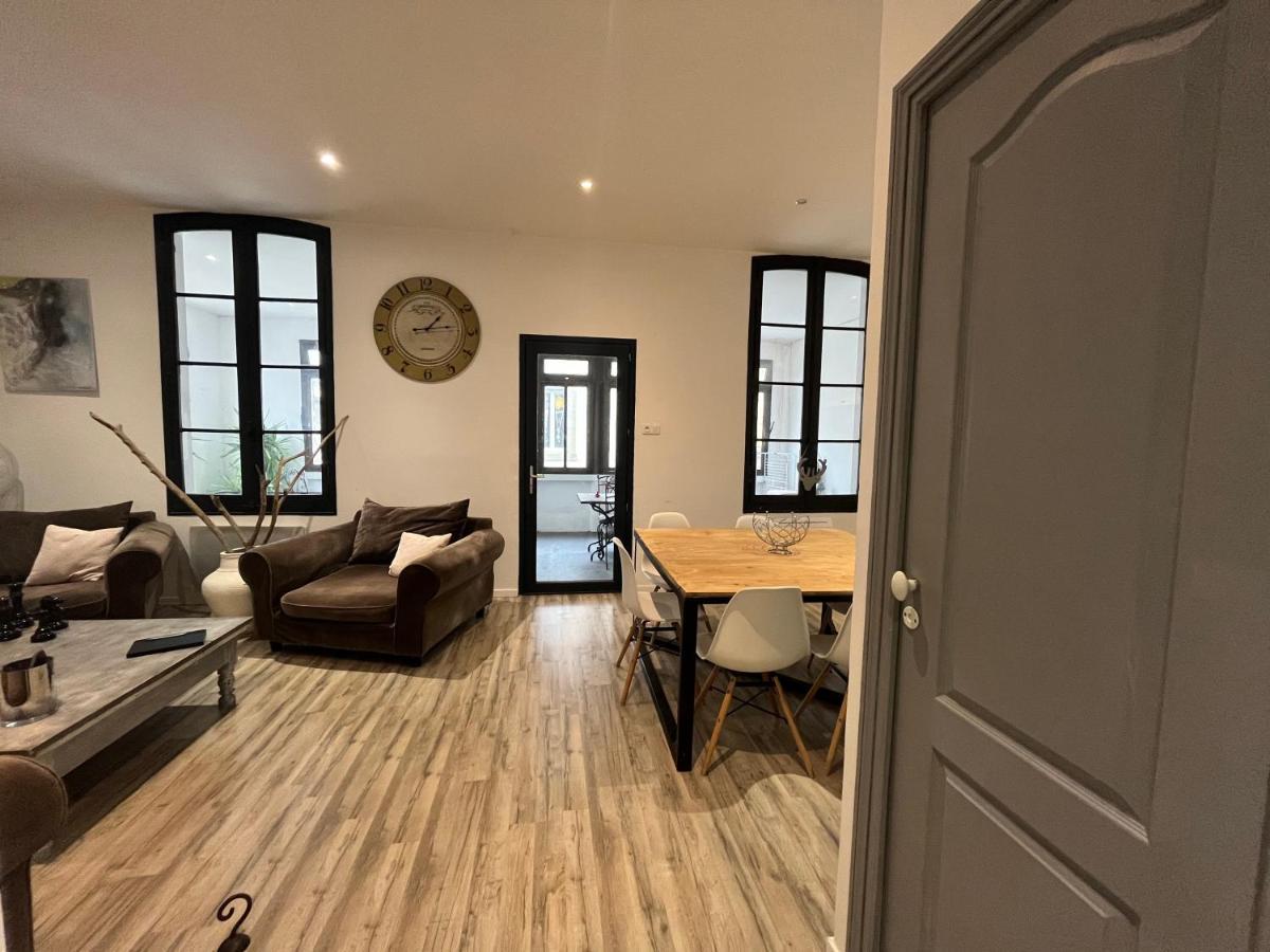 Les Chambres Du Palais Carcassonne Esterno foto